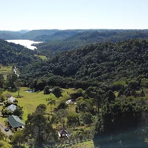 https://maleny-tropical-retreat.queenslandhotels.net